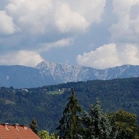 Ferienwohnung Klagenfurt Клагенфурте Экстерьер фото